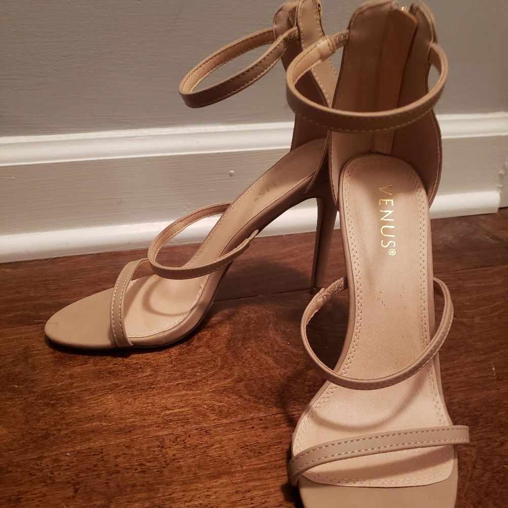 Nude heels!